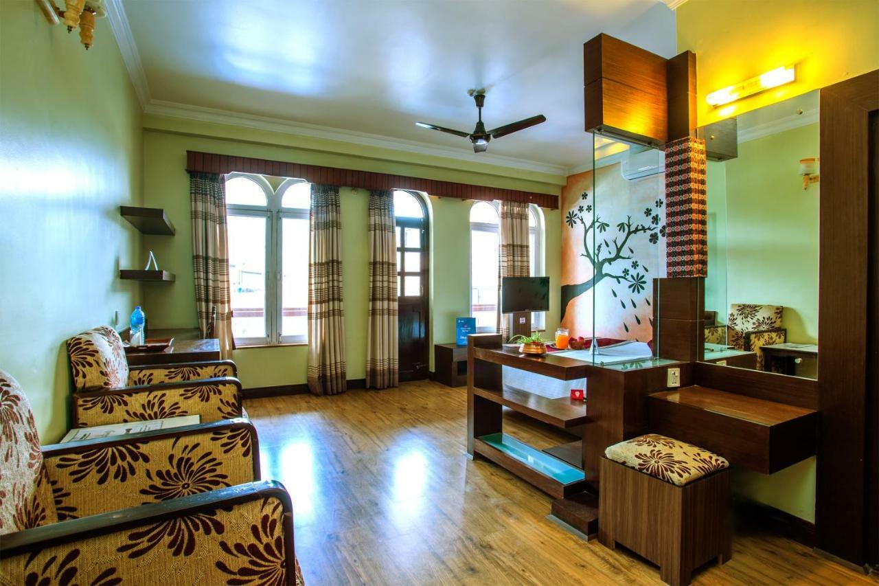 Hotel Snowland Pokhara Exterior foto